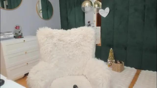 Image 8 of elisabaxter Stream on Chaturbate on 17 days ago