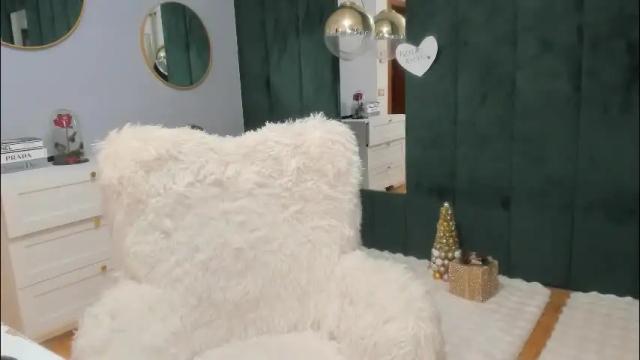 Image 8 of elisabaxter Stream on Chaturbate on 15 days ago