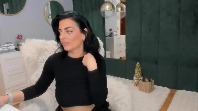 Image 8 of elisabaxter Stream on Chaturbate on 14 days ago