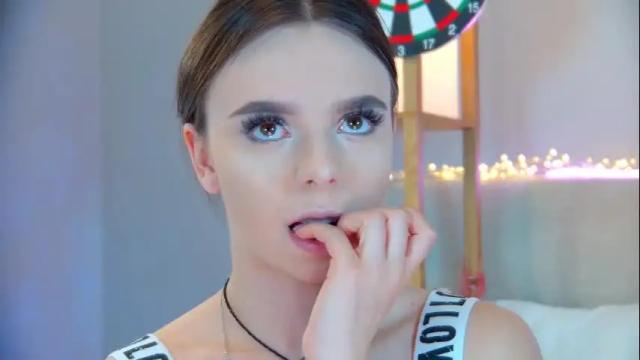 Image 4 of elisabethdavis Stream on Chaturbate on 26 days ago