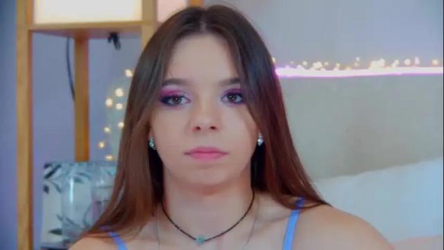 Image 10 of elisabethdavis Stream on Chaturbate on 15 days ago