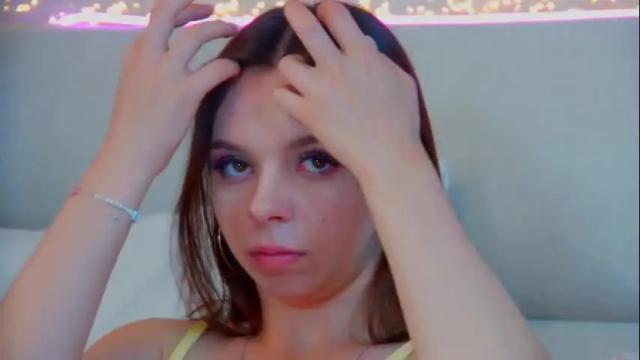 Thumbnail 3, elisabethdavis's Stream at Chaturbate, 3 hours ago