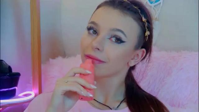 Image 12 of elisabethdavis Stream on Chaturbate on 4 months ago