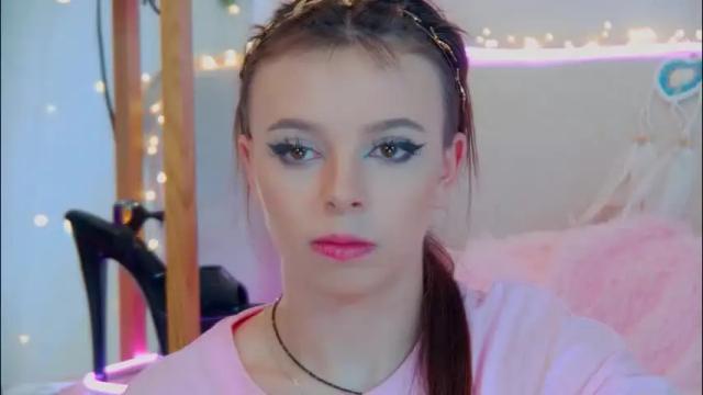 Image 4 of elisabethdavis Stream on Chaturbate on 4 months ago