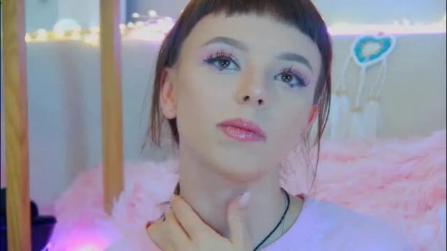 Image 3 of elisabethdavis Stream on Chaturbate on 4 months ago