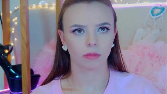 Image 12 of elisabethdavis Stream on Chaturbate on 3 months ago