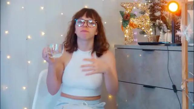 Image 12 of elisabethdavis Stream on Chaturbate on 1 month ago