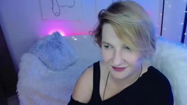 Thumbnail 1, elisabethh_witch's Stream at Chaturbate, 18 months ago
