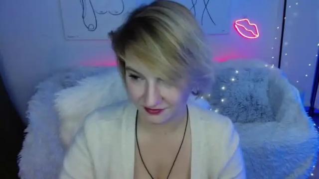 Image 2 of elisabethh_witch Stream on Chaturbate on 18 months ago
