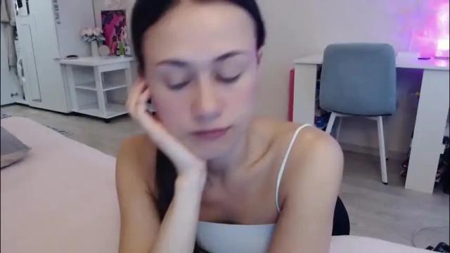 Image 7 of eliscuteblonde Stream on Chaturbate on 2 months ago