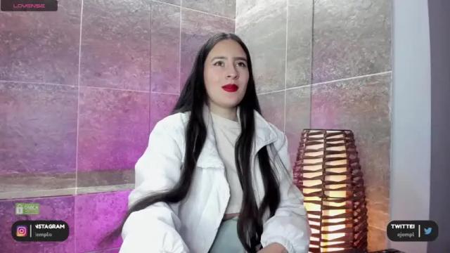 Image 3 of elise_colette Stream on Chaturbate on 17 months ago