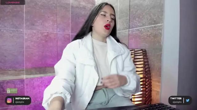 Image 6 of elise_colette Stream on Chaturbate on 17 months ago