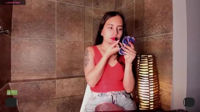 Image 2 of elise_colette Stream on Chaturbate on 16 months ago