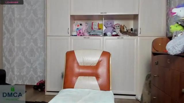 Image 8 of elisefoxy Stream on Chaturbate on 18 months ago