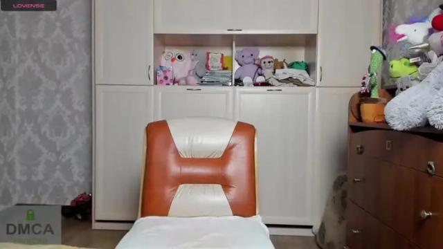 Image 11 of elisefoxy Stream on Chaturbate on 17 months ago