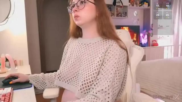 Image 2 of elisejays Stream on Chaturbate on 3 months ago