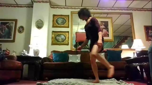 Image 2 of eliselonglegs Stream on Chaturbate on 2 months ago