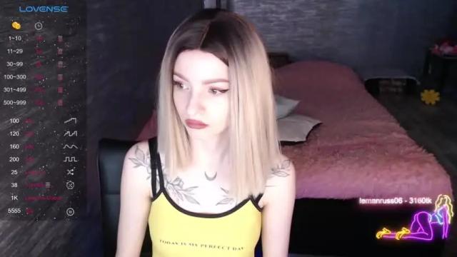 Image 2 of eliselotus Stream on Chaturbate on 14 months ago