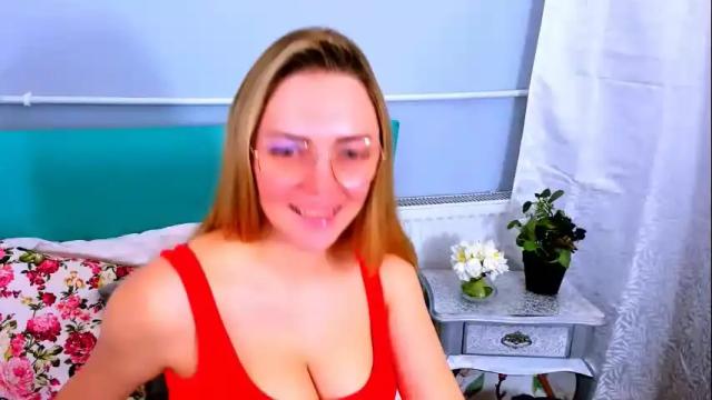 Image 11 of eliseshining Stream on Chaturbate on 28 days ago