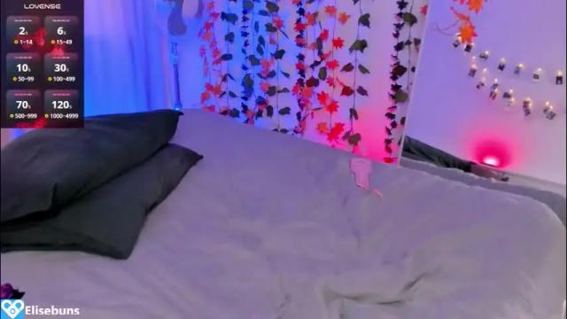 Image 4 of elisetattoo Stream on Chaturbate on 2 months ago