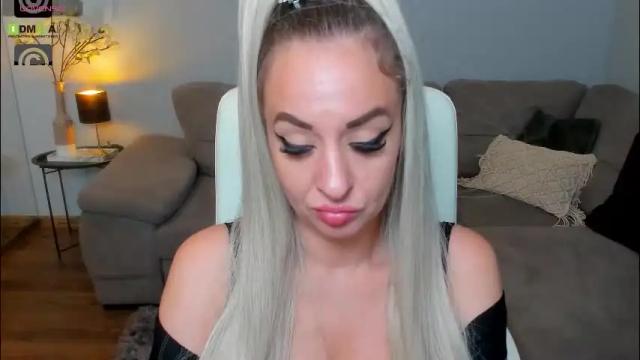 Image 11 of elissavibe Stream on Chaturbate on 1 month ago