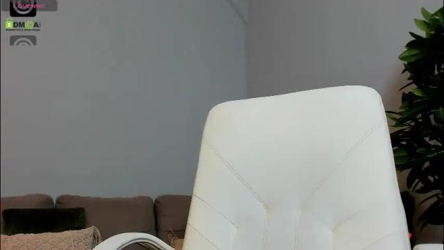 Image 12 of elissavibe Stream on Chaturbate on 25 days ago