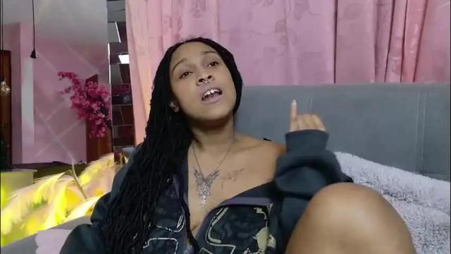 Image 11 of elit_noa Stream on Chaturbate on 20 days ago