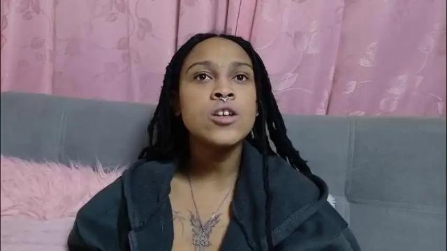 Image 8 of elit_noa Stream on Chaturbate on 20 days ago