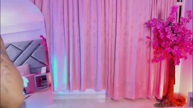 Image 6 of elit_noa Stream on Chaturbate on 15 days ago