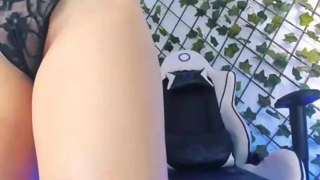 Image 7 of eliza096 Stream on Chaturbate on 12 months ago