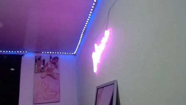 Image 2 of eliza_rouse_ Stream on Chaturbate on 17 months ago