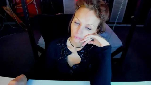 Image 11 of elizabe_th Stream on Chaturbate on 12 months ago