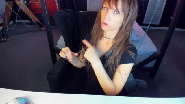 Image 7 of elizabe_th Stream on Chaturbate on 12 months ago