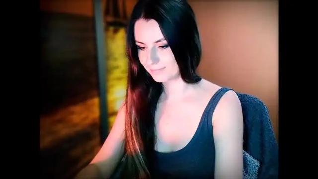 Image 2 of elizabet_owl Stream on Chaturbate on 18 months ago