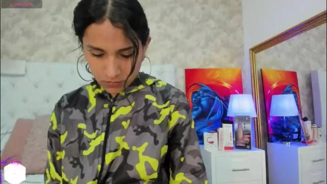 Image 3 of elizabet_taylor_ Stream on Chaturbate on 1 month ago