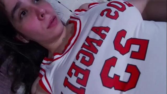 Image 3 of elizabeth77_ Stream on Chaturbate on 1 month ago
