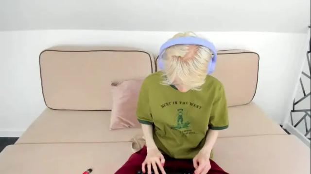 Thumbnail 1, elizabeth_harpper's Stream at Chaturbate, 5 hours ago