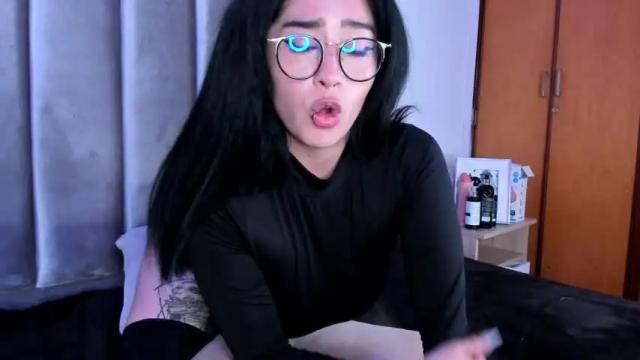 Image 7 of elizabeth_liiones Stream on Chaturbate on 16 months ago