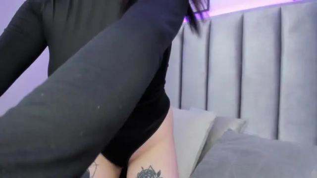 Image 2 of elizabeth_liiones Stream on Chaturbate on 15 months ago