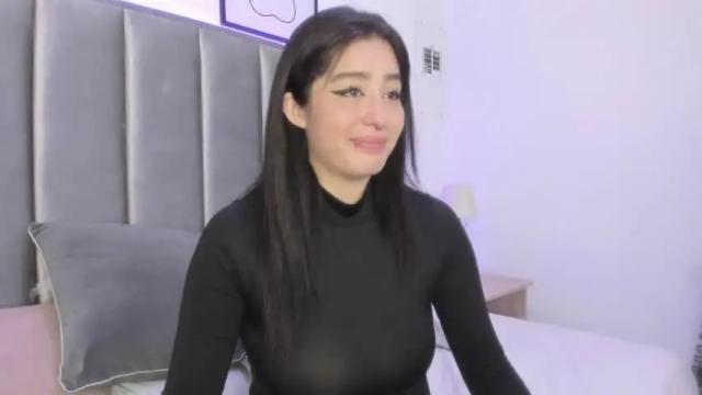 Image 10 of elizabeth_liiones Stream on Chaturbate on 14 months ago
