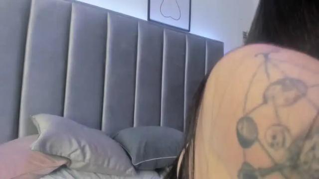 Image 6 of elizabeth_liiones Stream on Chaturbate on 14 months ago