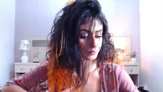 Image 2 of elizabeth_tailler Stream on Chaturbate on 17 months ago
