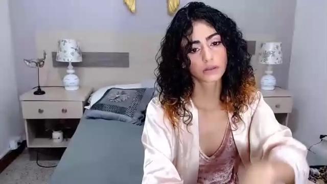 Image 10 of elizabeth_tailler Stream on Chaturbate on 17 months ago