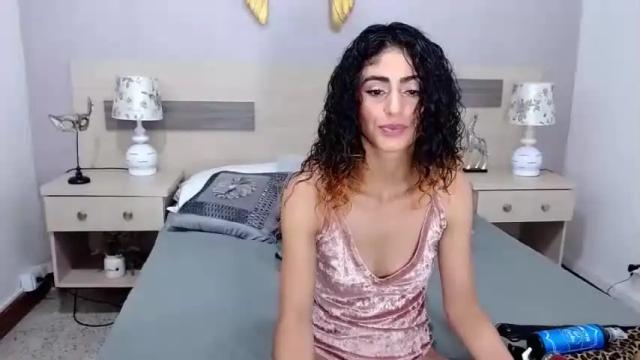 Image 2 of elizabeth_tailler Stream on Chaturbate on 17 months ago