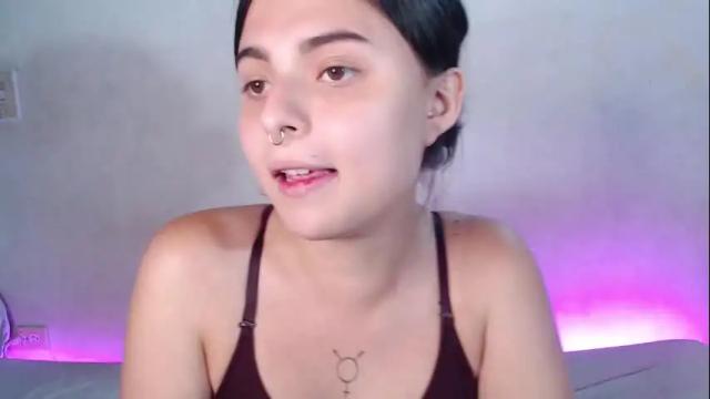 Image 4 of elizabeth_taylorxxx Stream on Chaturbate on 1 month ago