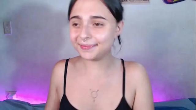 Image 3 of elizabeth_taylorxxx Stream on Chaturbate on 1 month ago
