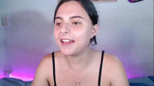 Image 7 of elizabeth_taylorxxx Stream on Chaturbate on 1 month ago