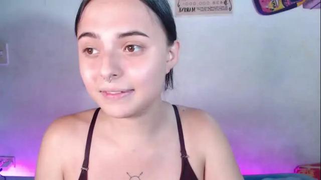 Image 2 of elizabeth_taylorxxx Stream on Chaturbate on 23 days ago