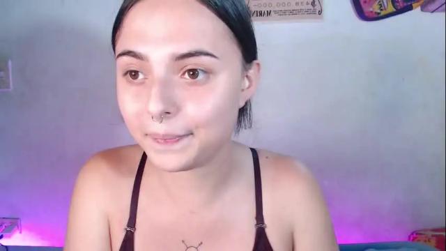 Image 6 of elizabeth_taylorxxx Stream on Chaturbate on 23 days ago