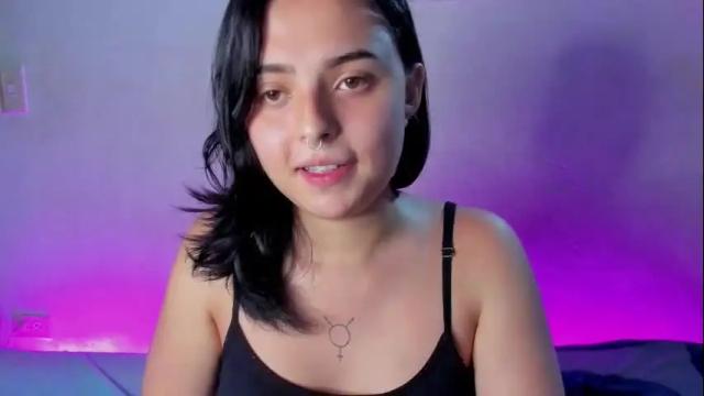 Image 8 of elizabeth_taylorxxx Stream on Chaturbate on 10 days ago